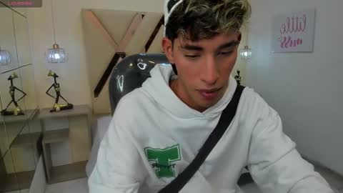 FER PHOENIX online show from 10-07-25, 03:14