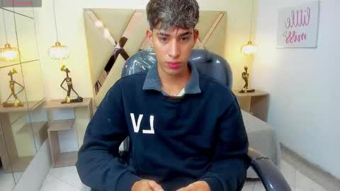 FER PHOENIX online show from 02-18-26, 03:13