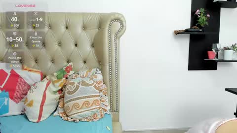 Snapshot of ferrimature chatting on 03-12-25, 12:53 Marcela online show from 03-12-25, 12:53