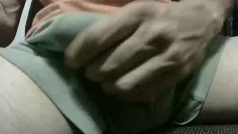 fescarf1991 online show from 10-25-25, 03:47