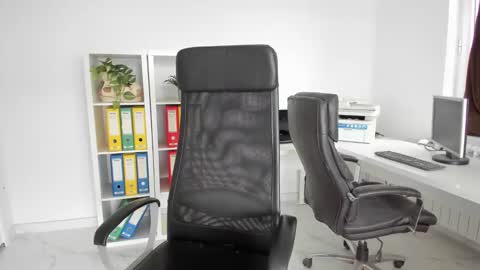 Snapshot of fetish_life chatting on 12-07-24, 12:35 fetish_life online show from 12-07-24, 12:35