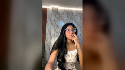 Freyja  online show from 02-14-26, 01:57