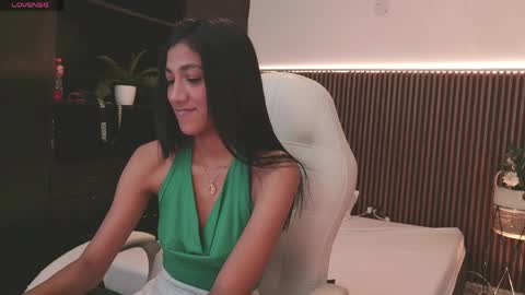 Snapshot of ffreyja_ chatting on 04-01-26, 12:11 Freyja online show from 04-01-26, 12:11