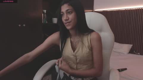 Snapshot of ffreyja_ chatting on 04-08-26, 01:16 Freyja online show from 04-08-26, 01:16