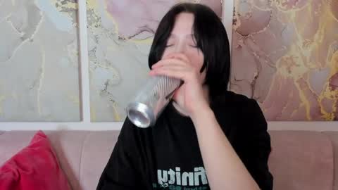 fiamoory online show from 04-30-26, 01:23