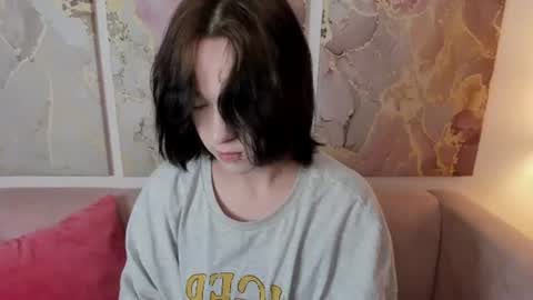 fiamoory online show from 06-12-26, 08:24