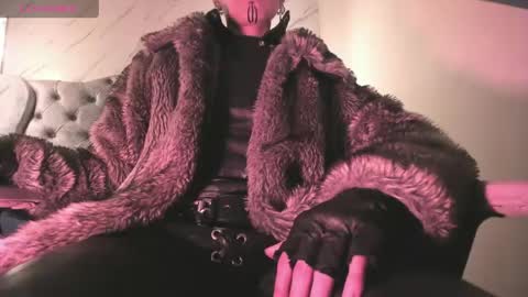   online show from 04-23-26, 12:29