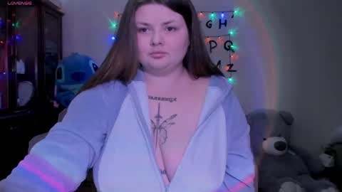 Snapshot of fiery__lady_ chatting on 04-30-26, 01:50 Evita online show from 04-30-26, 01:50
