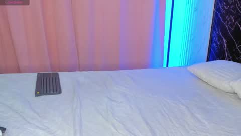 Snapshot of fiery_yumms chatting on 09-21-25, 12:01 Ana online show from 09-21-25, 12:01