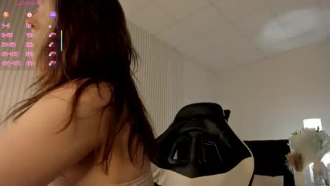 Filla online show from 06-06-26, 03:33