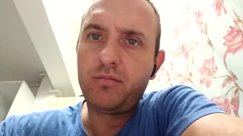 Snapshot of figonik chatting on 10-02-25, 05:03 Nick online show from 10-02-25, 05:03