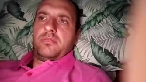 Snapshot of figonik chatting on 10-07-25, 04:53 Nick online show from 10-07-25, 04:53