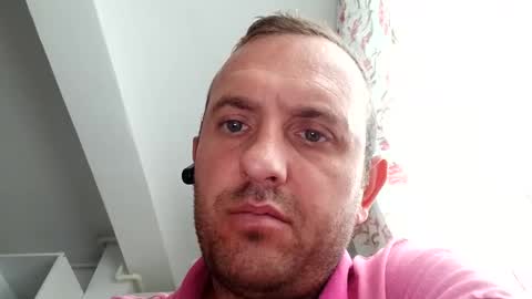 Snapshot of figonik chatting on 11-04-25, 06:01 Nick online show from 11-04-25, 06:01