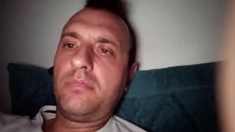 Snapshot of figonik chatting on 01-10-26, 12:12 Nick online show from 01-10-26, 12:12