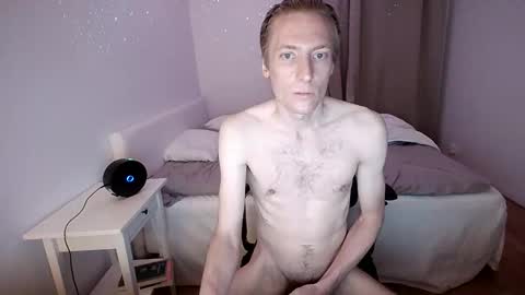 Snapshot of fil333 chatting on 11-18-25, 06:56 Filip online show from 11-18-25, 06:56