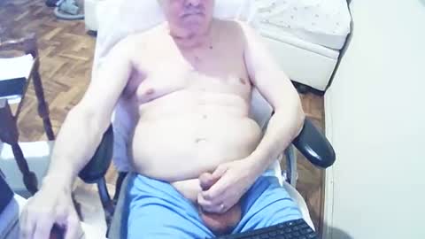 Snapshot of filhober chatting on 03-06-25, 12:32 filhober online show from 03-06-25, 12:32