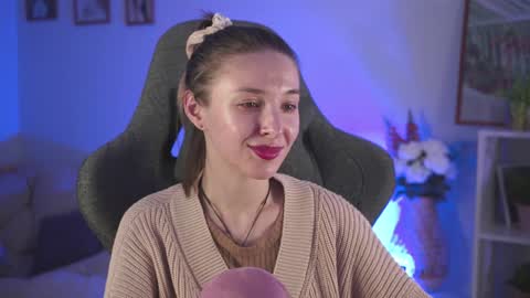 Snapshot of filipinaadams chatting on 12-12-24, 12:22 cap and Lana  online show from 12-12-24, 12:22