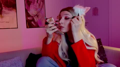 Snapshot of filipinaadams chatting on 12-22-24, 08:16 cap and Lana  online show from 12-22-24, 08:16