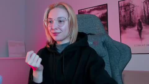 Snapshot of filipinaadams chatting on 02-22-25, 02:06 cap and Lana  online show from 02-22-25, 02:06