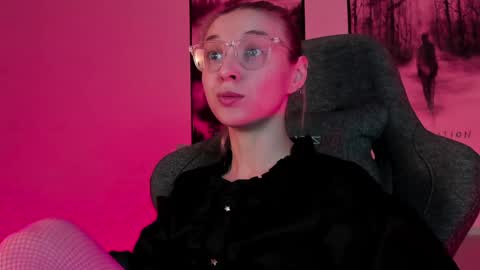 Snapshot of filipinaadams chatting on 03-07-25, 02:15 cap and Lana  online show from 03-07-25, 02:15