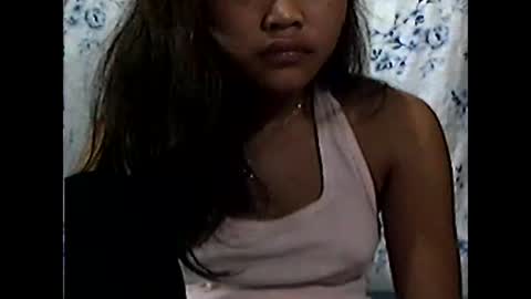 filipinagirl_18 online show from 04-22-26, 09:27