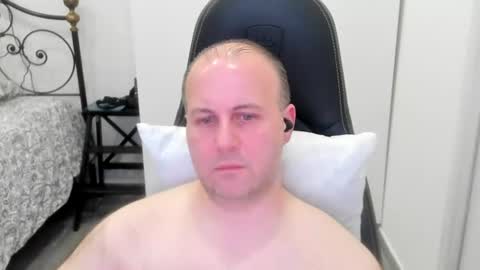 filippo12356 online show from 06-12-26, 11:14