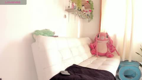 filletatouee online show from 05-10-26, 05:07