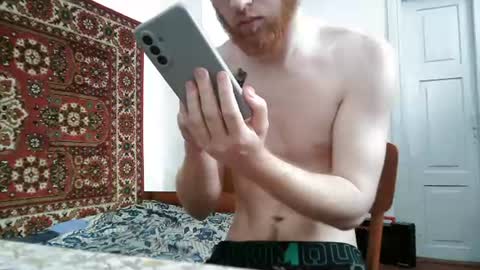 Snapshot of fillipsondon chatting on 06-24-26, 08:02 Whitechocolate online show from 06-24-26, 08:02