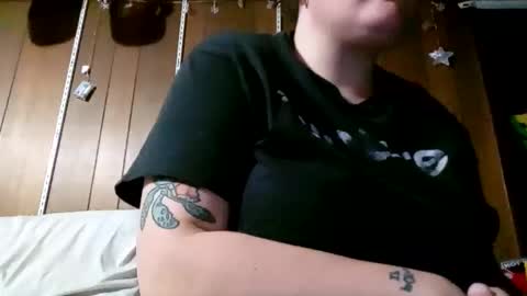 Snapshot of findom6969860573 chatting on 12-02-25, 01:33 findom6969860573 online show from 12-02-25, 01:33