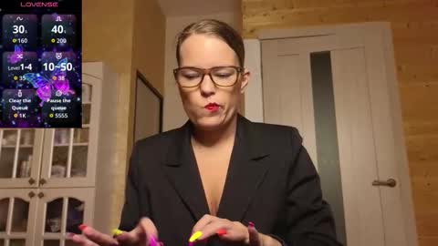 Lady online show from 09-28-25, 06:24