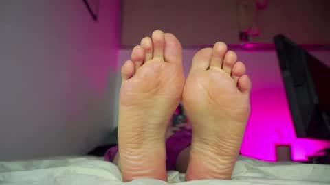 Ashley online show from 04-28-26, 02:27