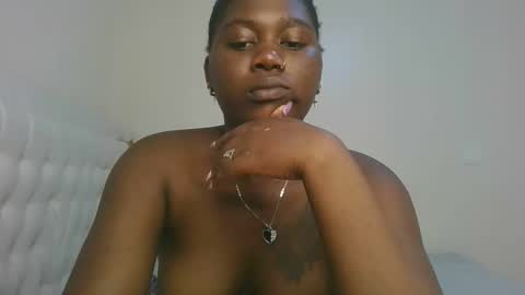 Snapshot of fine_melanie chatting on 12-03-25, 10:46 melanie online show from 12-03-25, 10:46