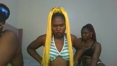 Snapshot of fine_melanie chatting on 01-17-26, 12:43 melanie online show from 01-17-26, 12:43