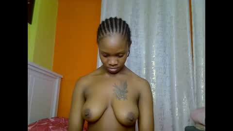fine_queen12 online show from 05-21-26, 11:06