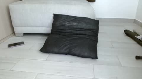 finebitches online show from 12-18-25, 09:32