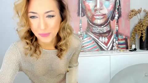 FinestChantilly online show from 01-01-25, 04:07