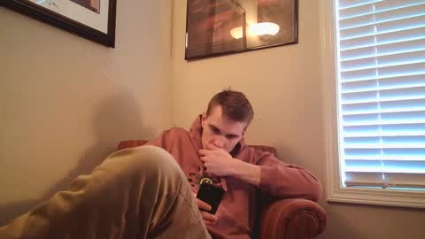 Snapshot of finnabun33 chatting on 01-15-26, 08:23 Jake I am Bicurious online show from 01-15-26, 08:23