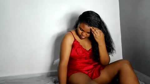 fiona_00 online show from 06-10-26, 06:07
