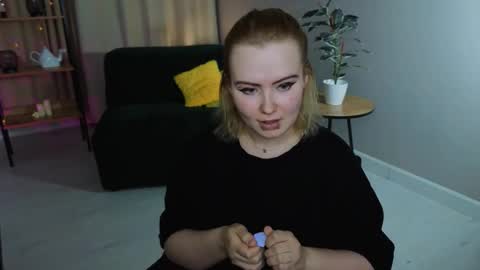 Fiona online show from 03-28-26, 10:31