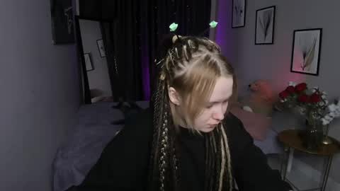 Fiona online show from 04-23-26, 10:45