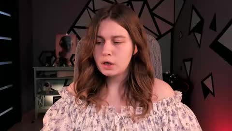 Snapshot of fioramarmoris chatting on 11-14-25, 01:43 fiora online show from 11-14-25, 01:43