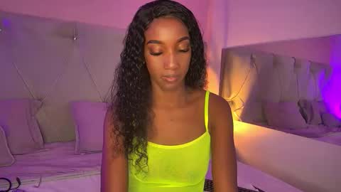 Fiorela Lenin  online show from 03-30-26, 06:20