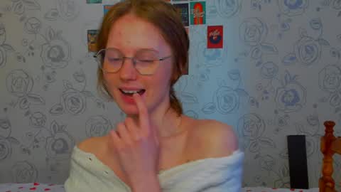 fire_luna online show from 05-01-26, 11:26