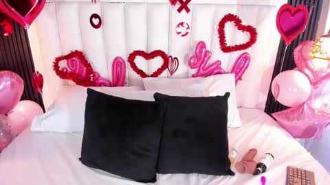 Firedoll online show from 02-14-26, 04:53