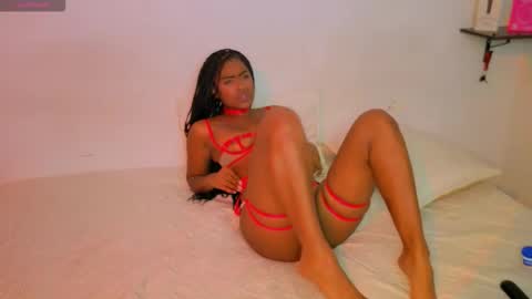 Snapshot of fireebony chatting on 10-15-25, 11:16 Pau online show from 10-15-25, 11:16