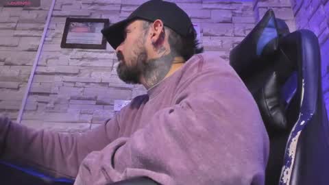 fisherrman666 online show from 11-21-25, 12:10