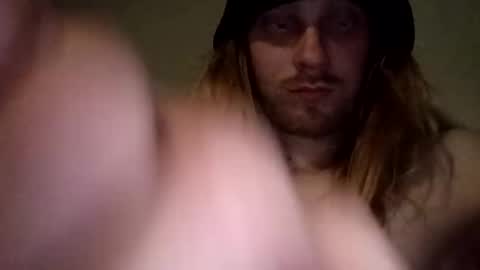Snapshot of fitfungi7 chatting on 04-04-26, 05:06 fitfungi7 online show from 04-04-26, 05:06