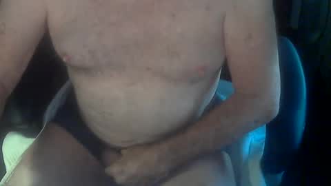Snapshot of fithairymature chatting on 02-26-25, 04:47 fithairymature online show from 02-26-25, 04:47