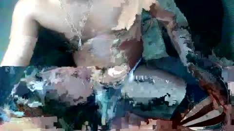 Snapshot of fitmixed chatting on 01-01-25, 01:58 fitmixed online show from 01-01-25, 01:58