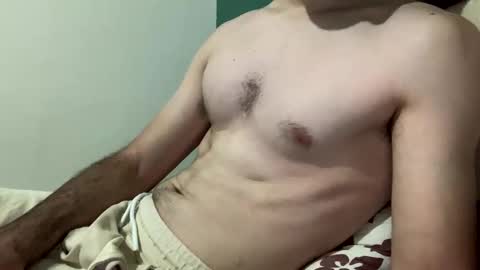 Snapshot of fittbigdick chatting on 01-06-26, 04:11 FittBoy online show from 01-06-26, 04:11